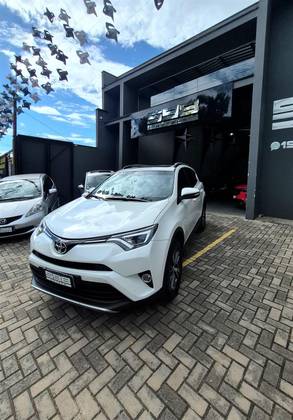 TOYOTA RAV4 2.0 TOP 4X2 16V GASOLINA 4P AUTOMÁTICO